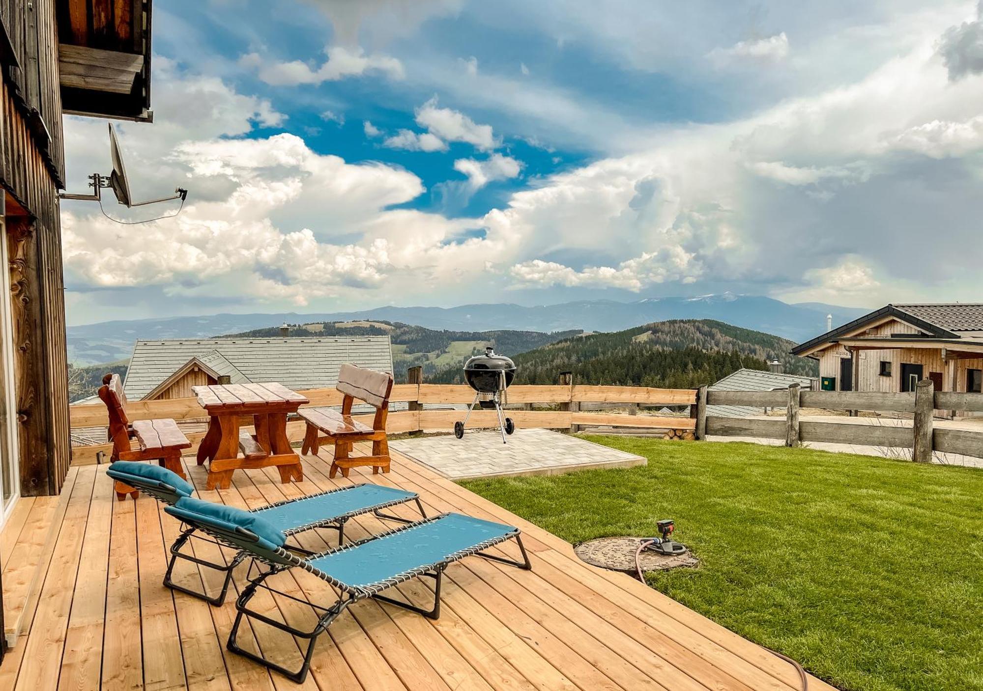 1A Chalet Eck - Wandern, Grillen, Panorama Sauna! Klippitztorl Zewnętrze zdjęcie
